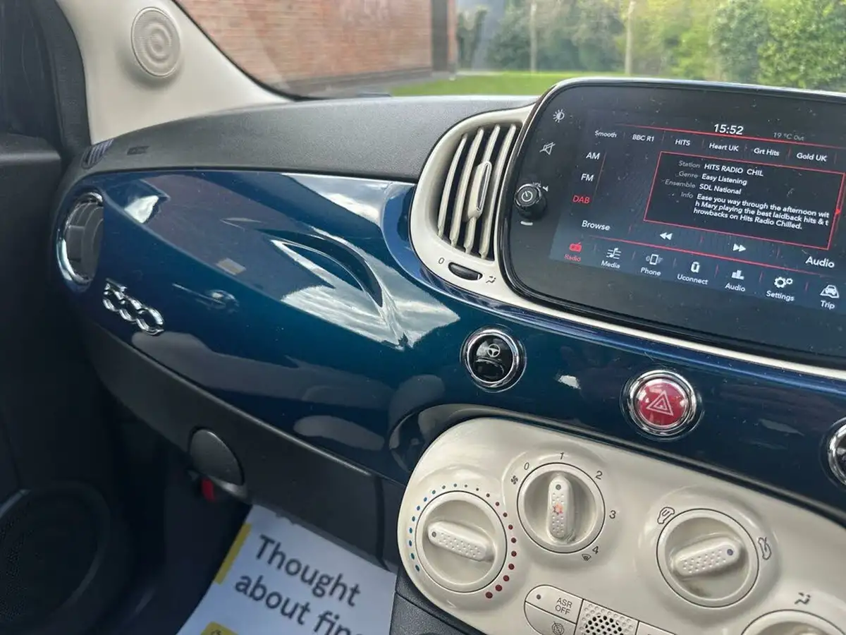2022-fiat-500-10-dolcevita-big-21