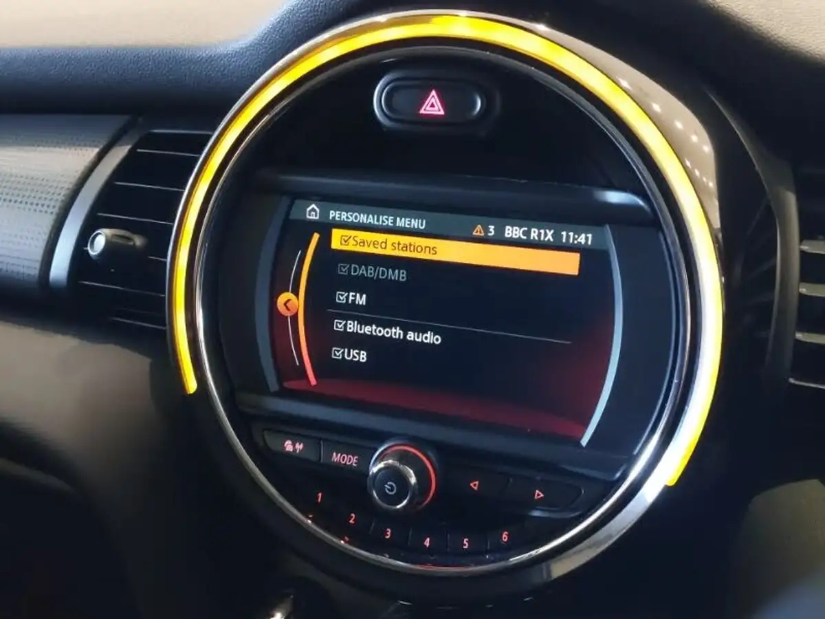 2021-mini-countryman-15-cooper-classic-big-13