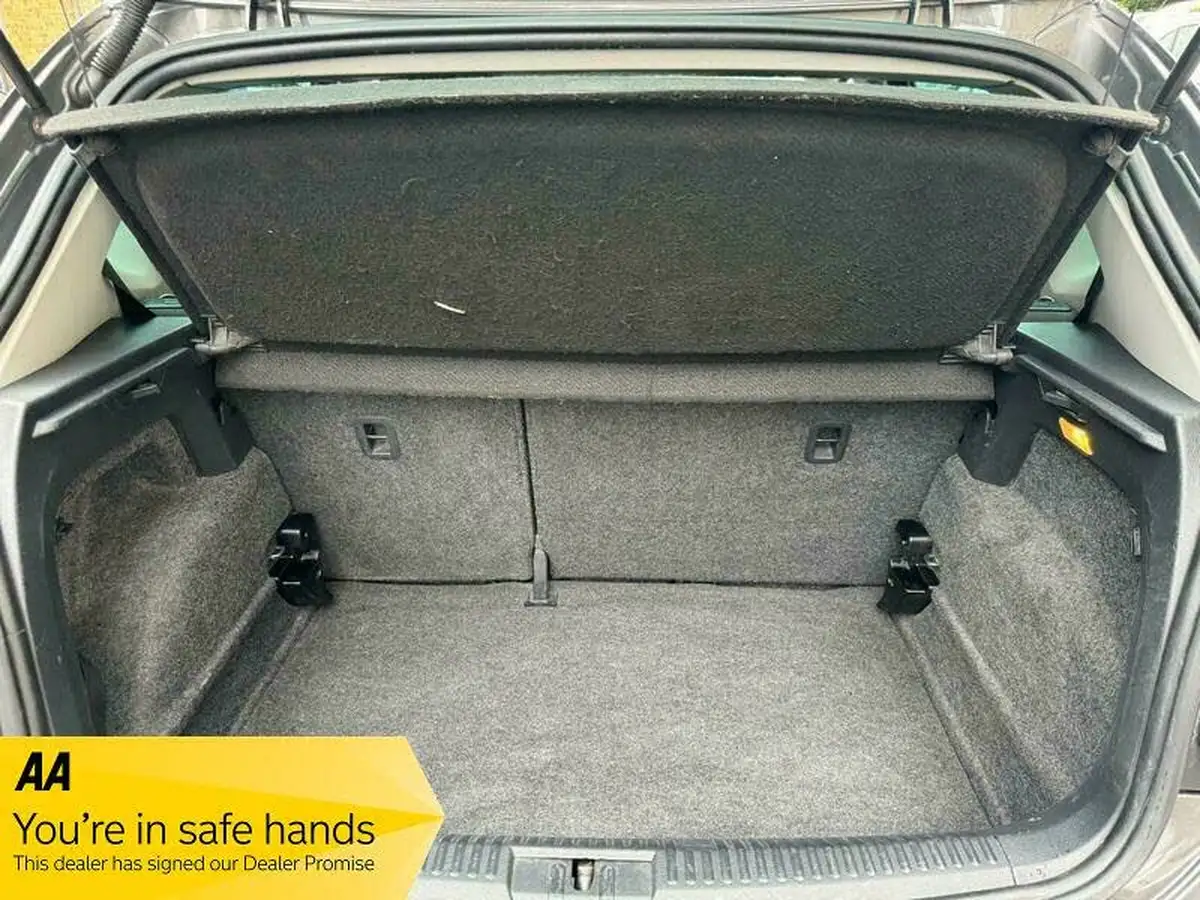 2012-volkswagen-polo-12td-match-5d-big-24