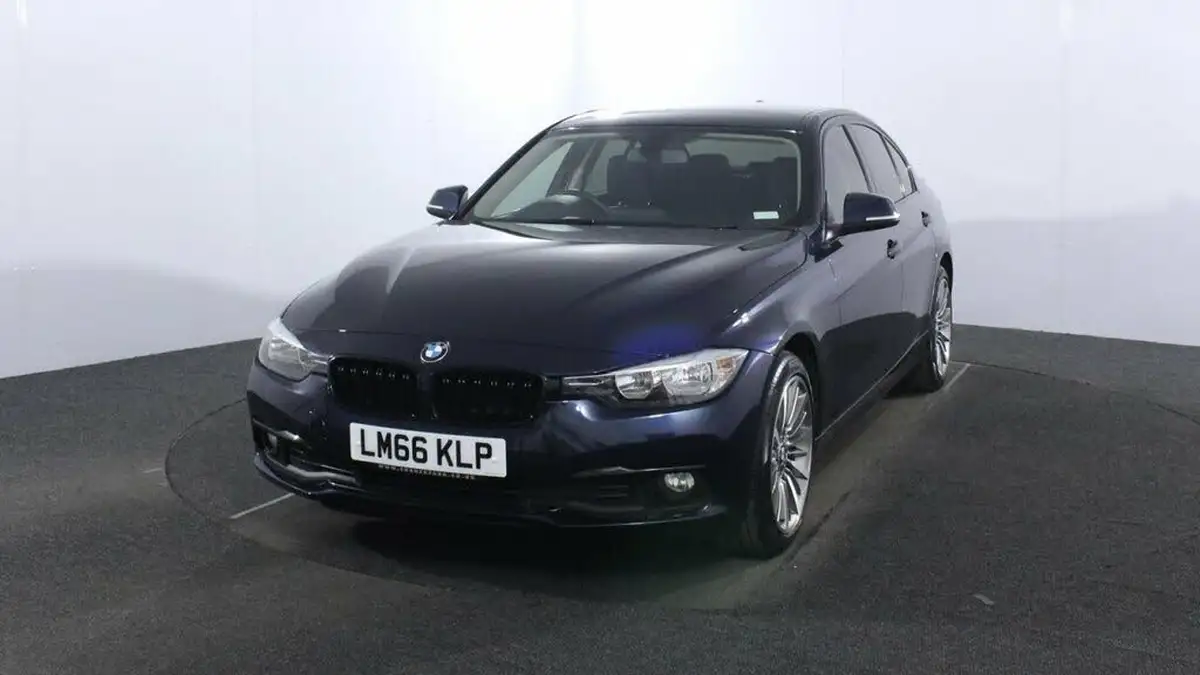 2016-bmw-3-series-20td-320d-luxury-saloon-4d-big-2