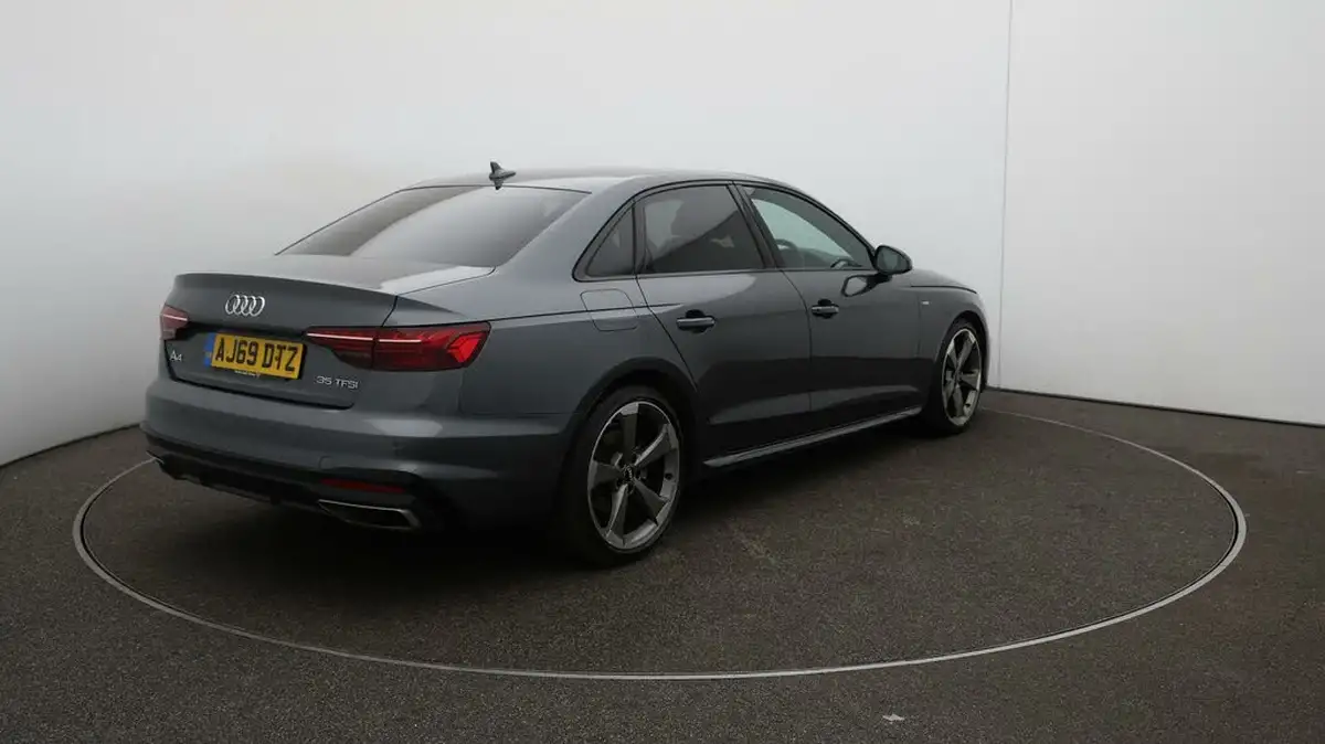 2020-audi-a4-20-35-tfsi-black-edition-s-tronic-big-7