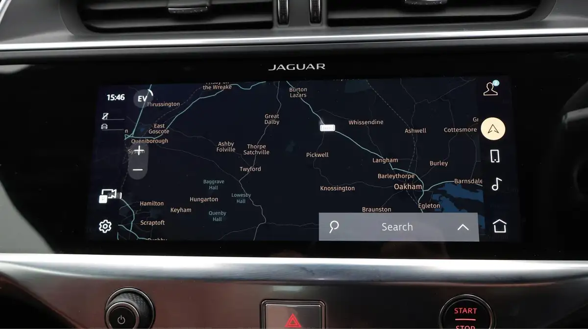 2022-jaguar-i-pace-ev400-hse-big-11