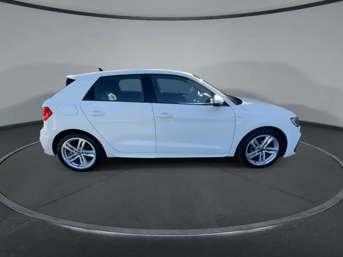 2021-audi-a1-15-35-tfsi-s-line-big-23