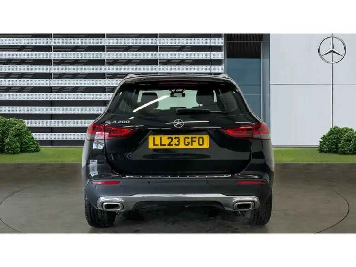 2023-mercedes-benz-gla-class-13-gla-200-sport-executive-station-wagon-big-5