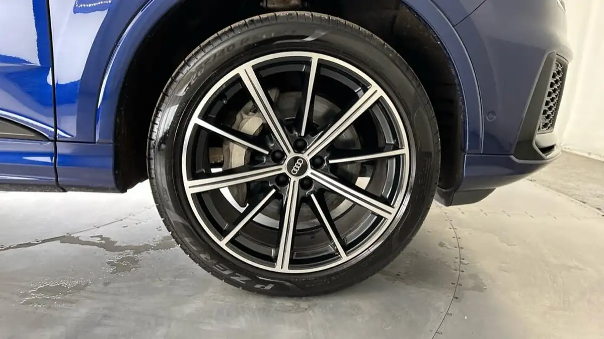 2022-audi-q7-30-55-tfsi-black-edition-big-4