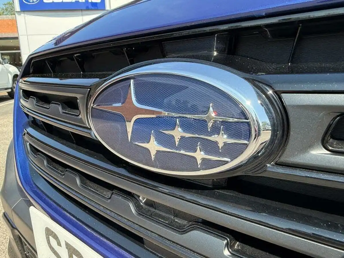 2024-subaru-outback-25i-field-big-17