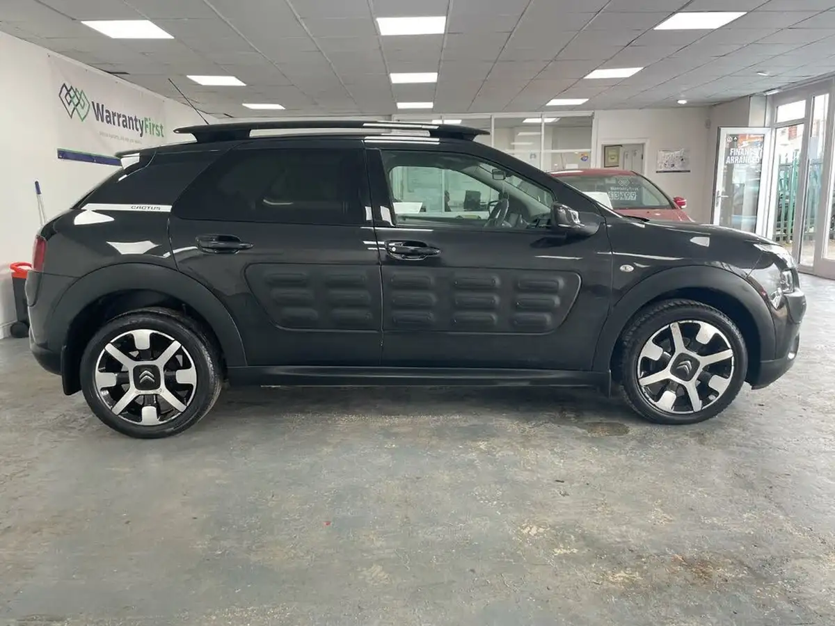 2015-citroen-c4-cactus-16bluehdi-flair-big-5