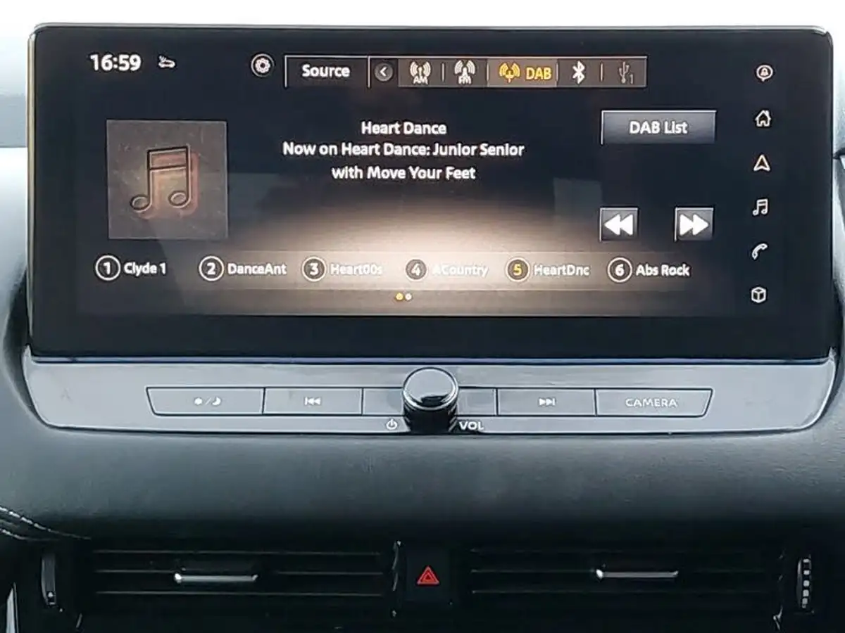 2023-nissan-qashqai-15-n-connecta-big-9