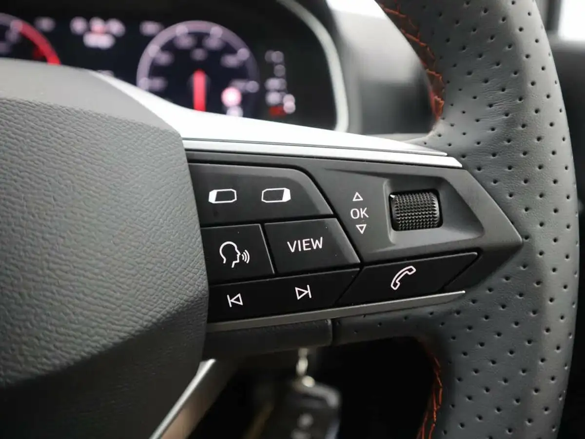 2025-seat-arona-10-tsi-fr-sport-dsg-big-23
