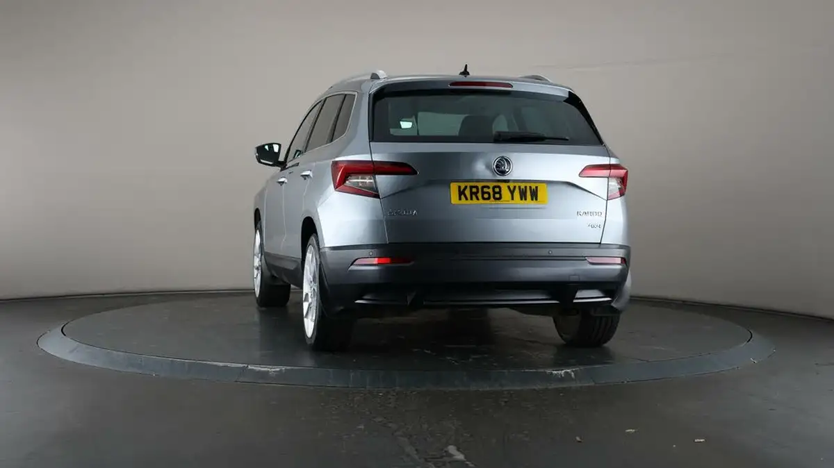 2018-skoda-karoq-20tdi-edition-big-39