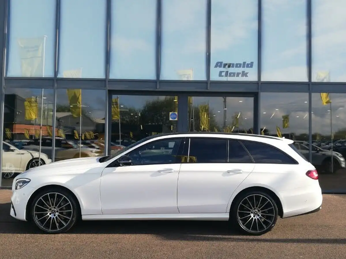 2022-mercedes-benz-e-class-30-d-e400d-amg-line-night-edition-premium-plus-331ps-estate-5d-big-3