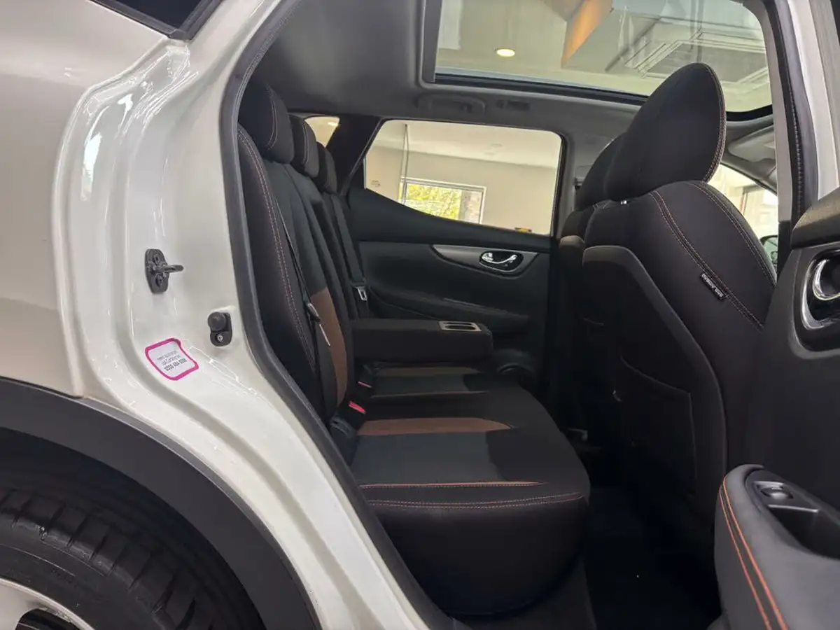 2019-nissan-qashqai-13-dig-t-n-motion-160ps-big-17