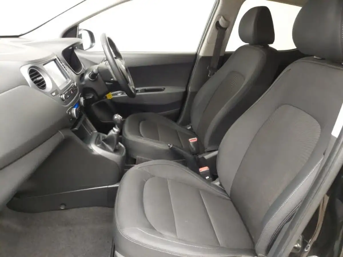 2019-hyundai-i10-10-premium-67ps-big-4