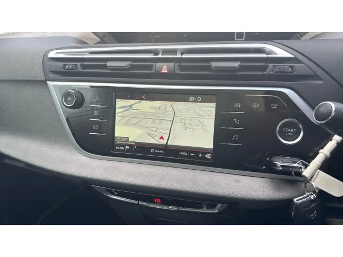 2018-citroen-c4-spacetourer-12-puretech-flair-big-29