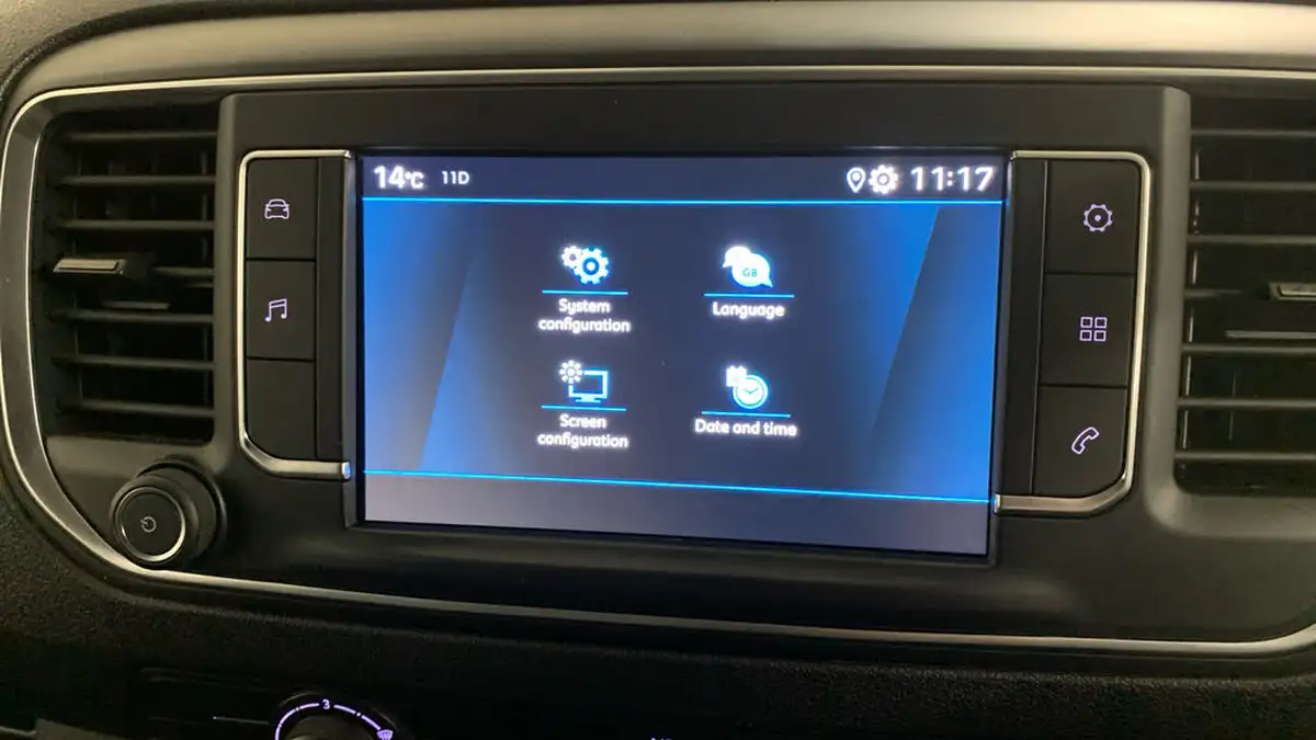 2023-peugeot-expert-20-bluehdi-professional-premium-long-1400-big-31