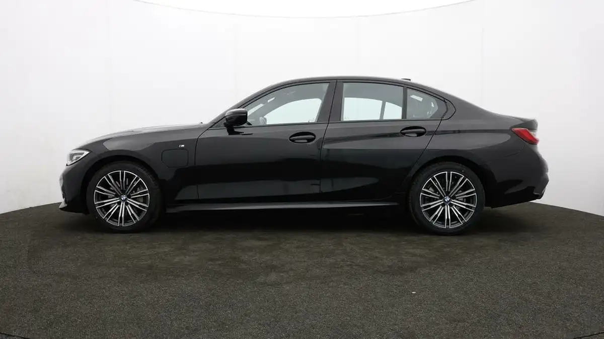 2019-bmw-3-series-20-330e-m-sport-plus-pack-big-60
