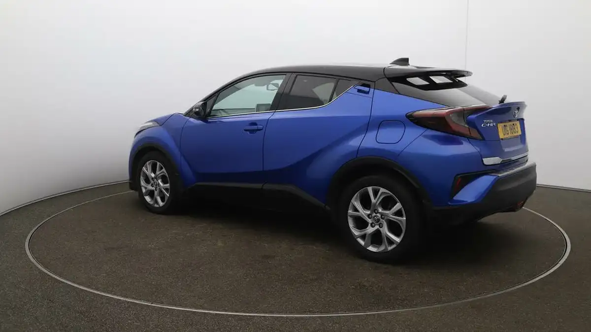 2018-toyota-c-hr-18-vvt-i-dynamic-big-27
