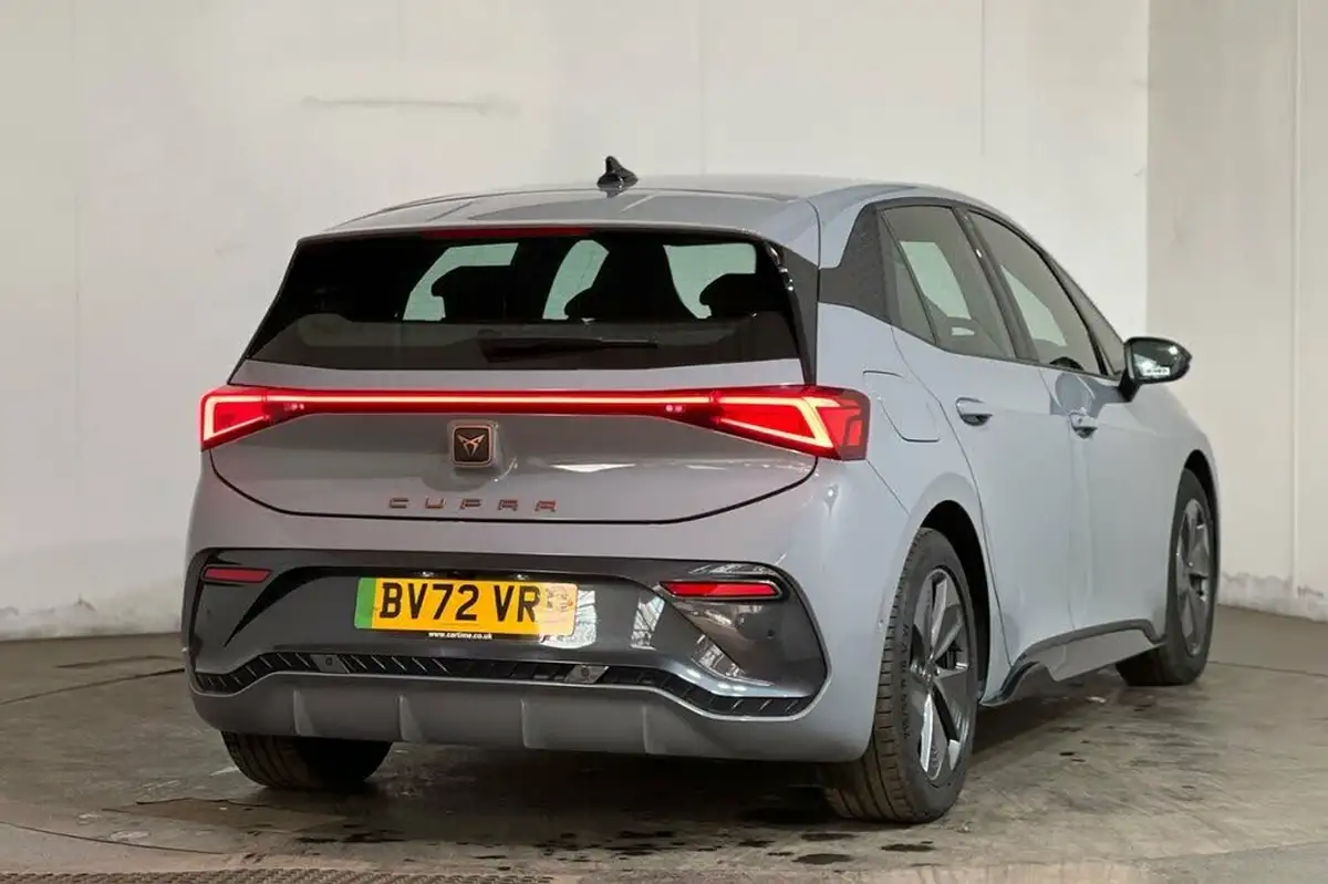 2022-cupra-born-e-v1-big-19