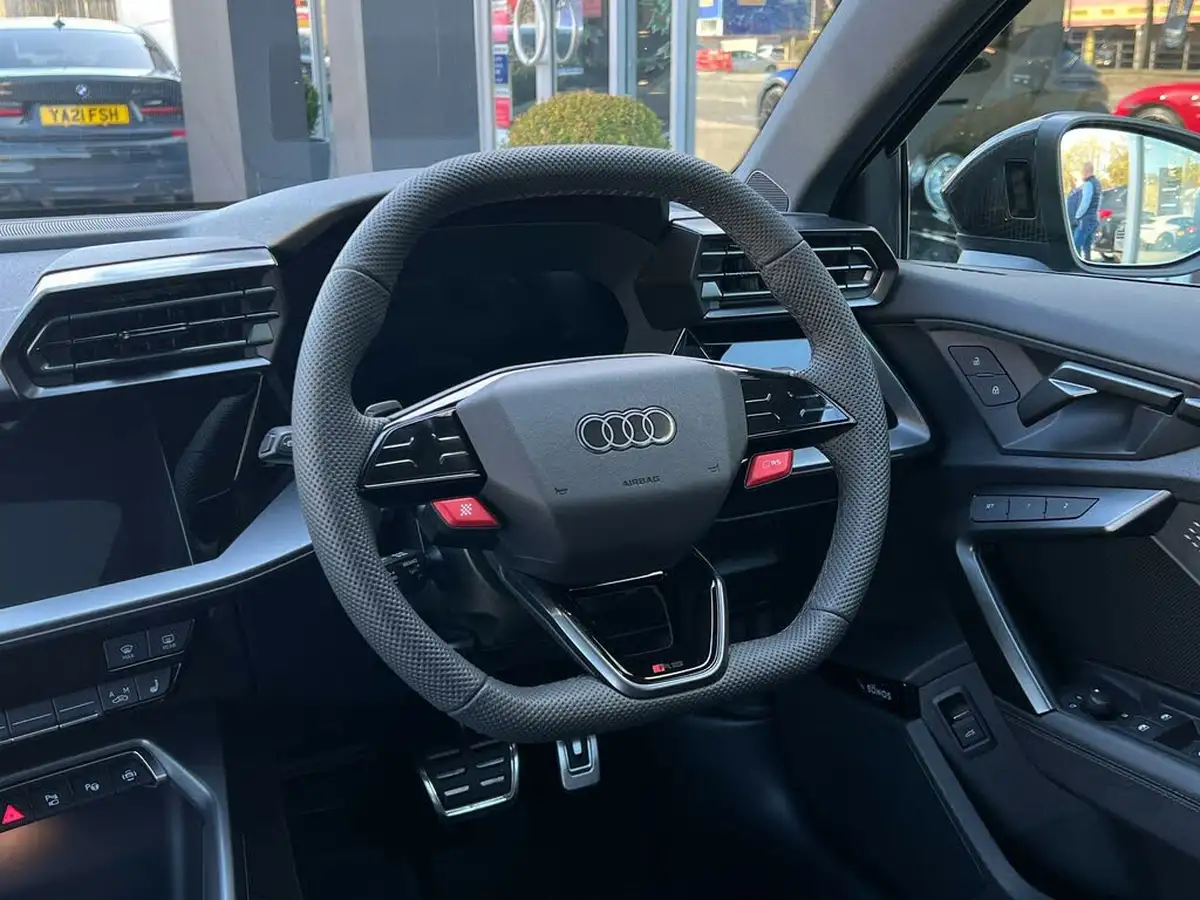 2025-audi-rs3-big-22