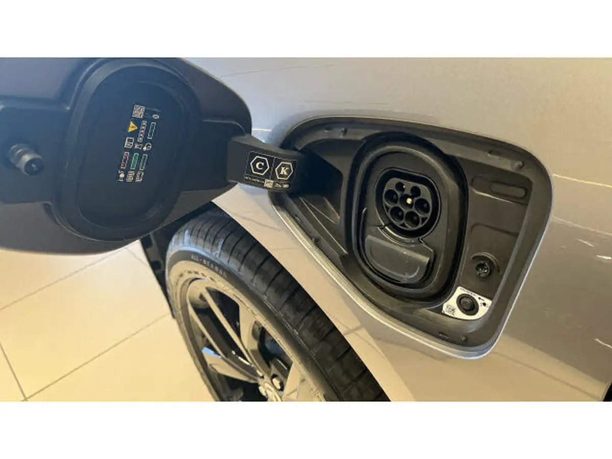 2025-jaguar-i-pace-ev400-r-dynamic-hse-black-big-21