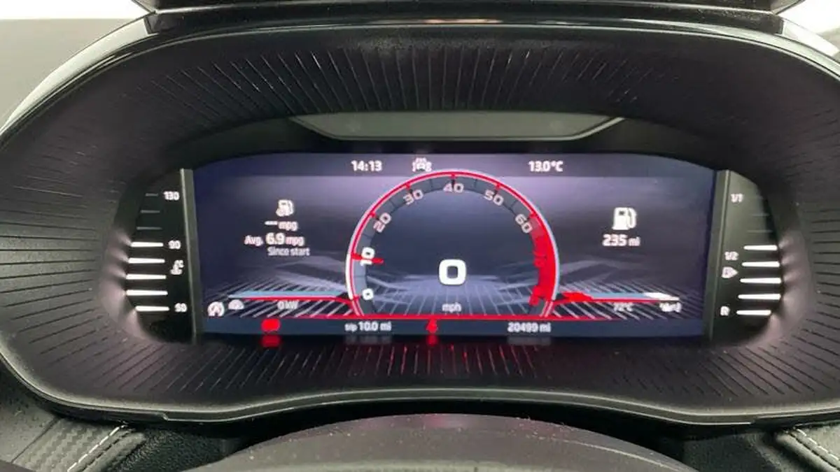 2022-skoda-fabia-10-tsi-monte-carlo-110ps-big-11