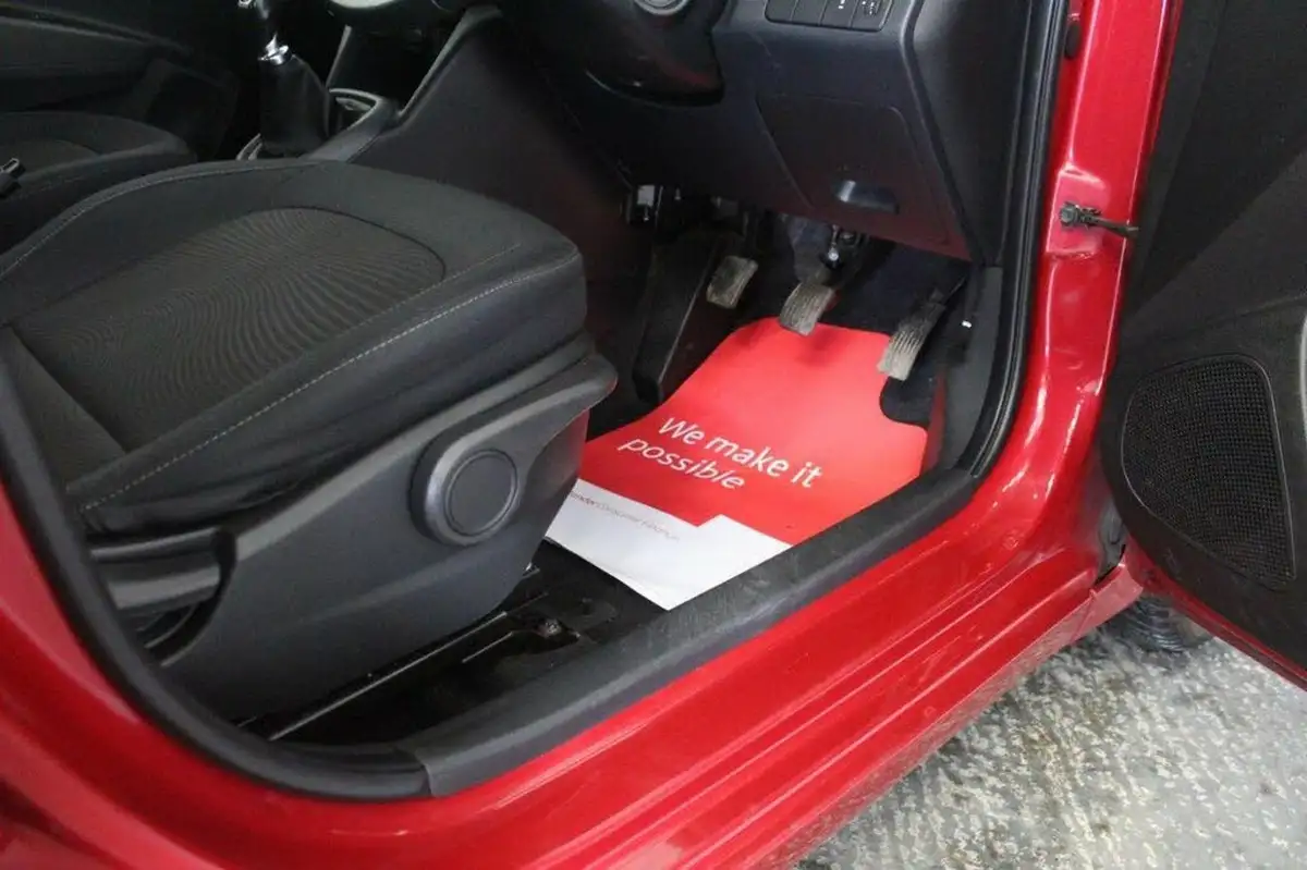 2019-hyundai-i10-12-se-big-35