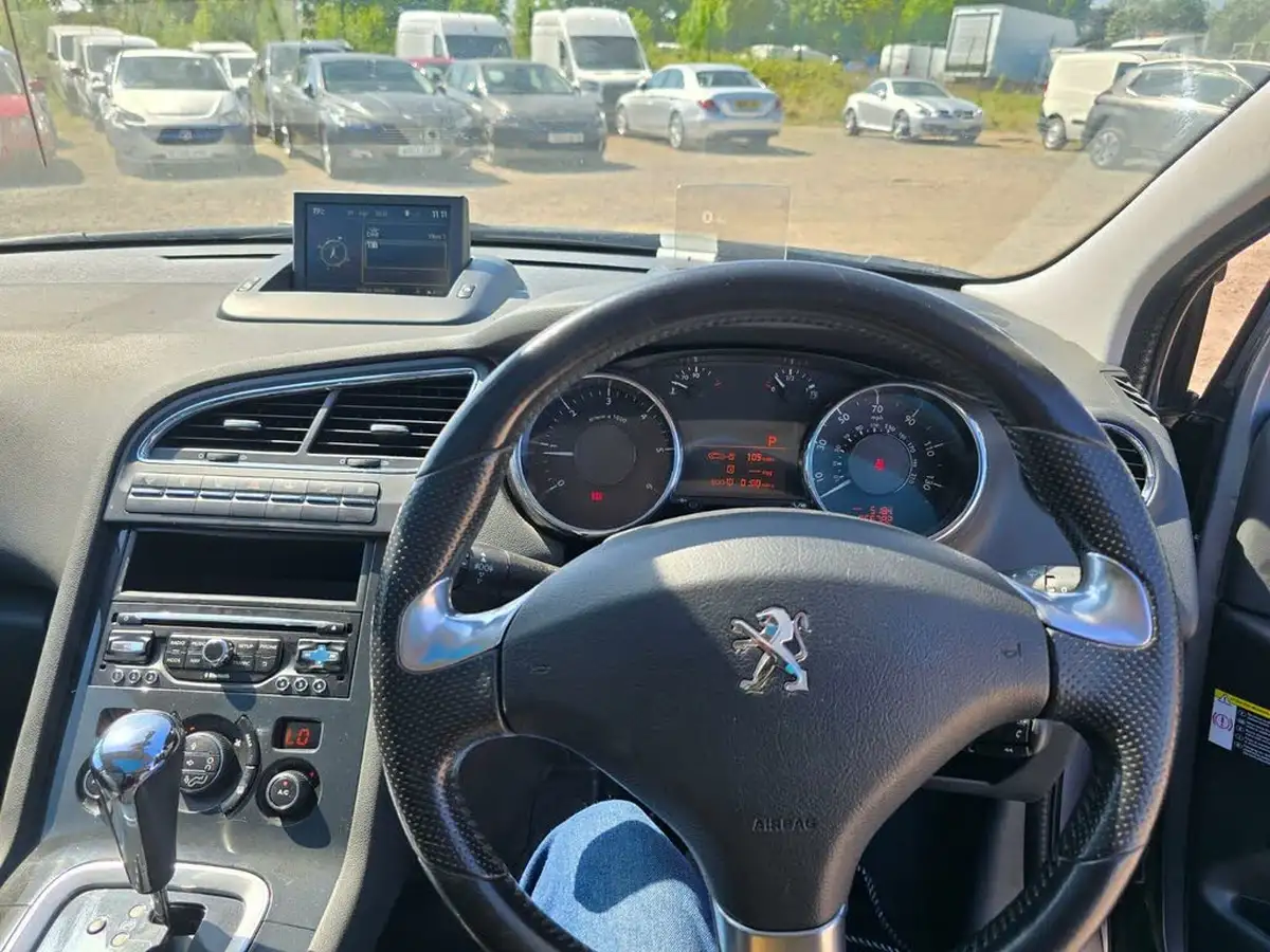 2015-peugeot-5008-16bluehdi-allure-auto-big-22