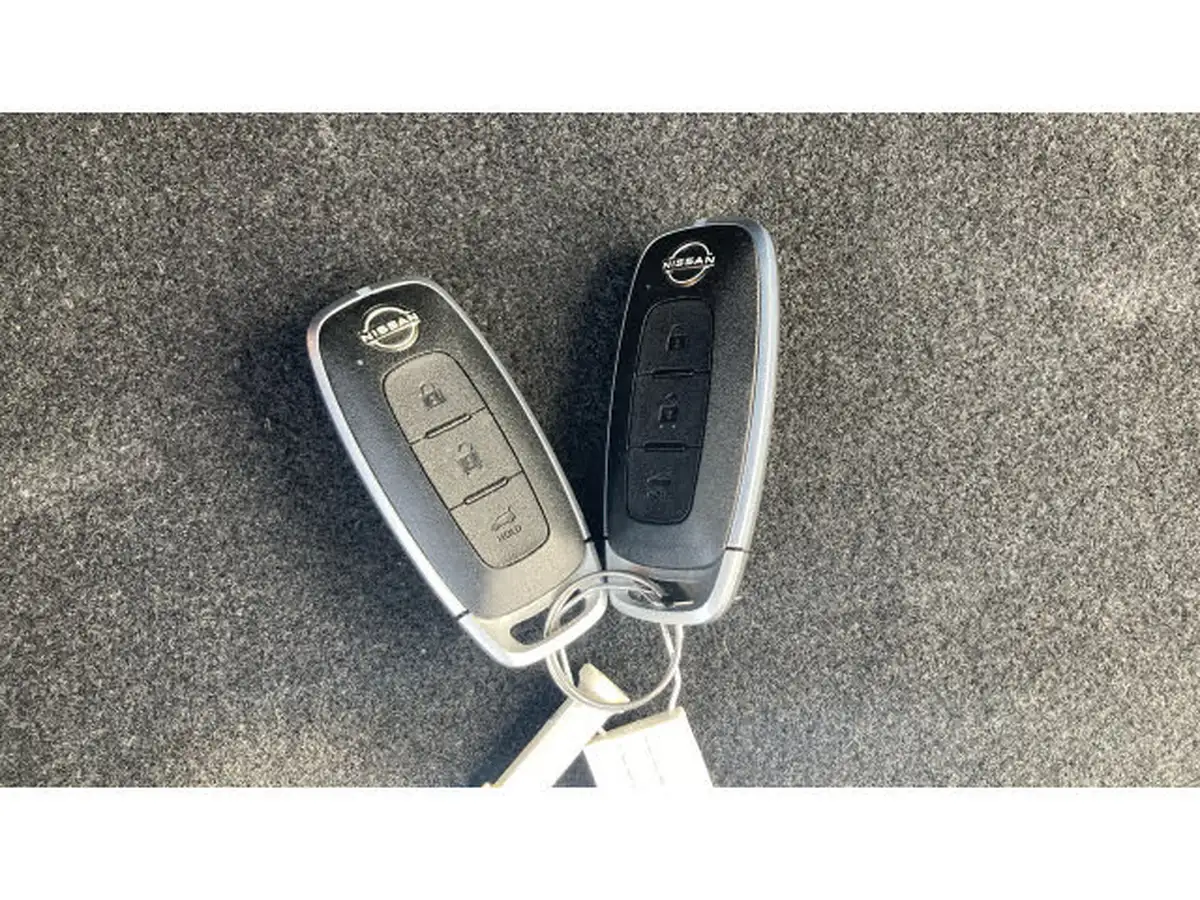 2023-nissan-qashqai-13-dig-t-tekna-158ps-xtronic-big-19