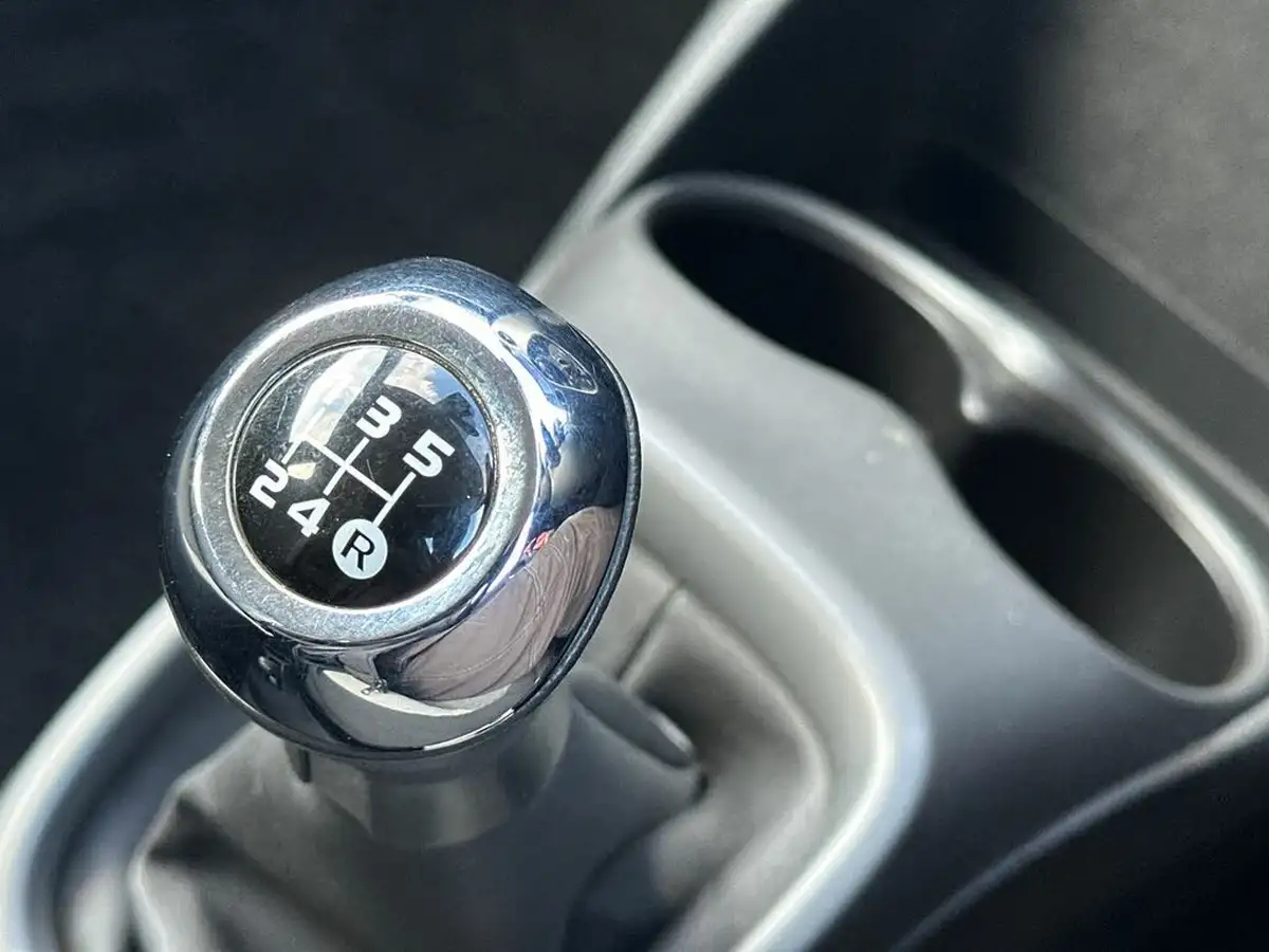 2021-toyota-aygo-10-vvt-i-x-play-tss-big-24