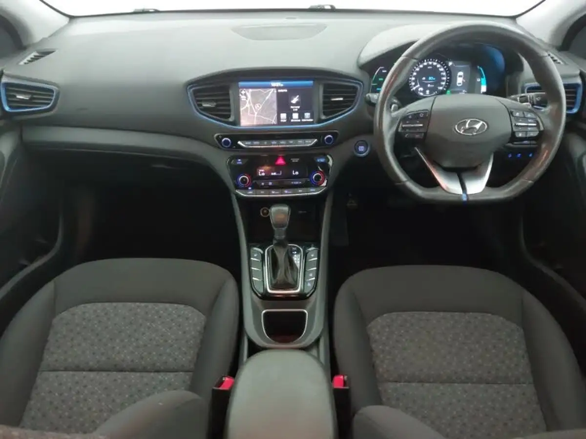 2019-hyundai-ioniq-16-gdi-premium-plug-in-hybrid-big-2