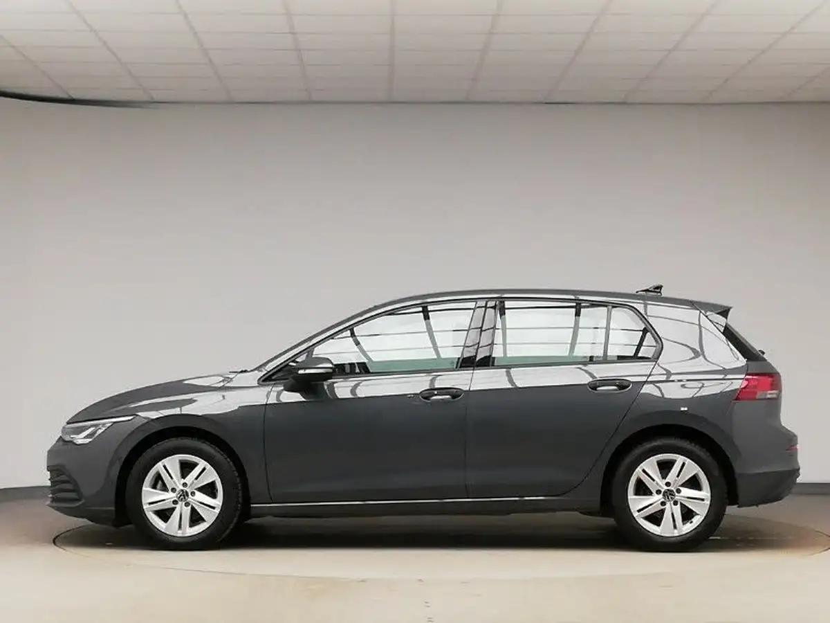 2023-volkswagen-golf-15-etsi-life-150ps-hatchback-big-3