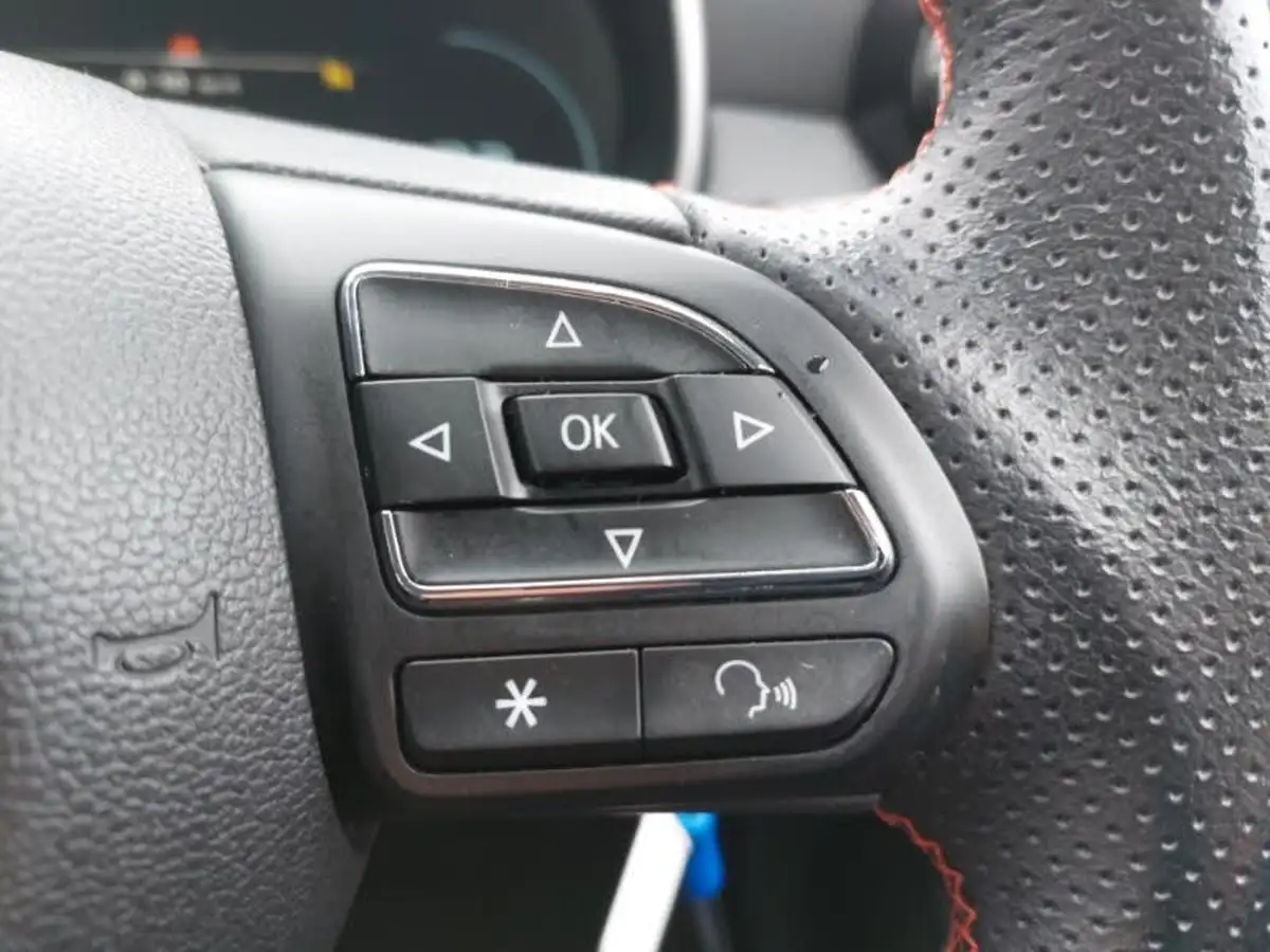 2021-mg-zs-suv-15-vti-tech-exclusive-big-14