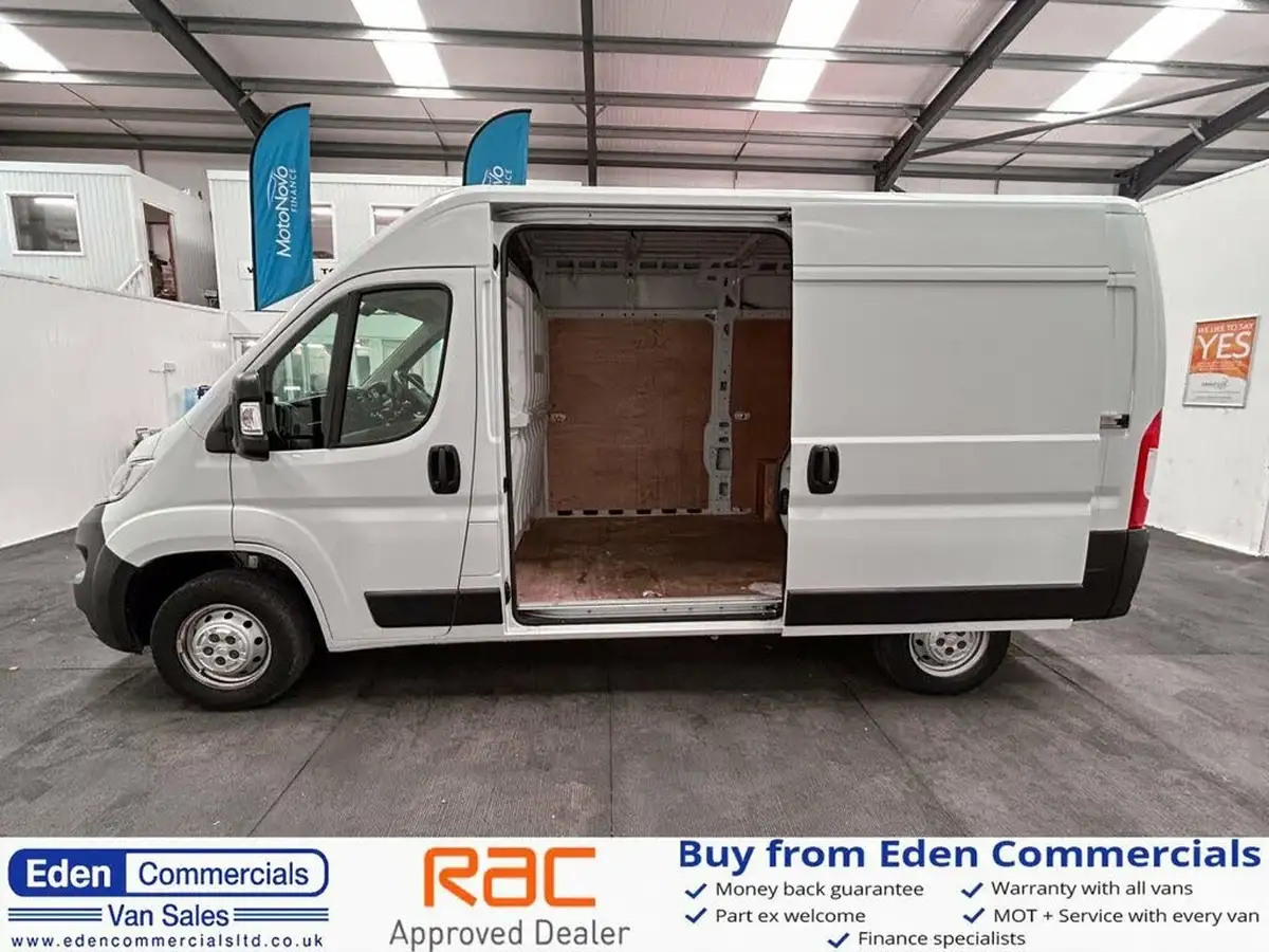 2022-citroen-relay-22bluehdi-35-l2h2-enterprise-big-7