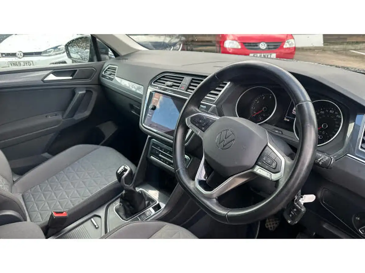 2022-volkswagen-tiguan-15-tsi-life-150ps-big-5