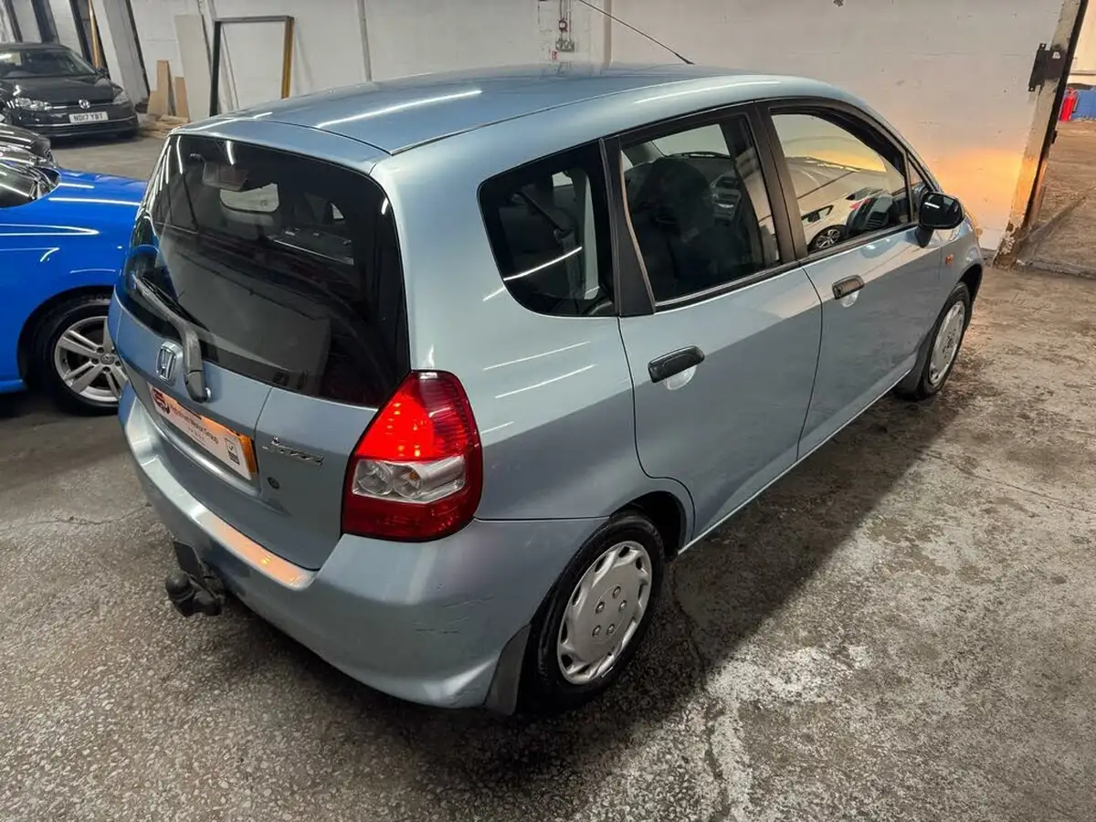 2007-honda-jazz-12-s-big-38