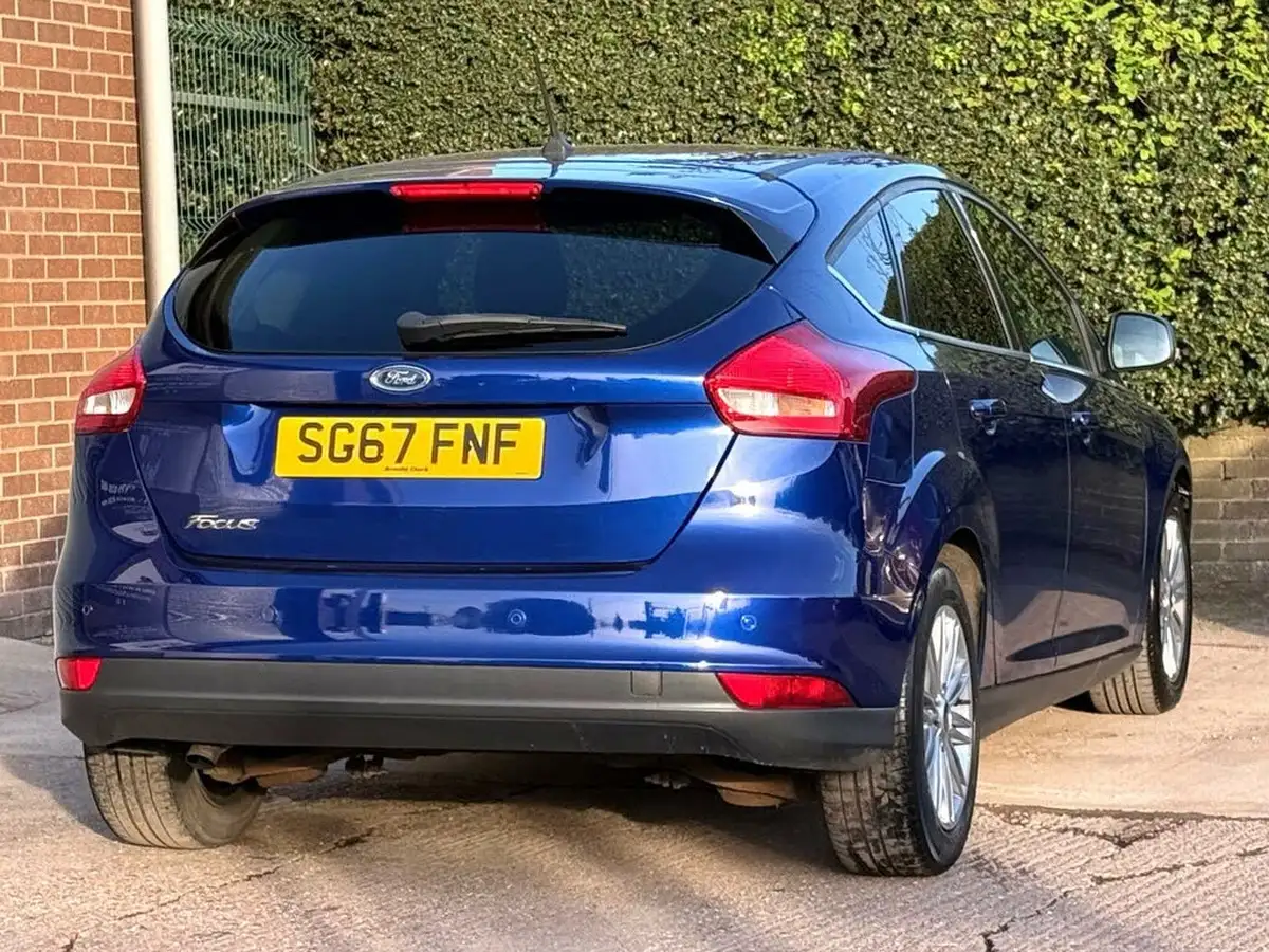 2017-ford-focus-15tdci-zetec-95ps-hatchback-big-67