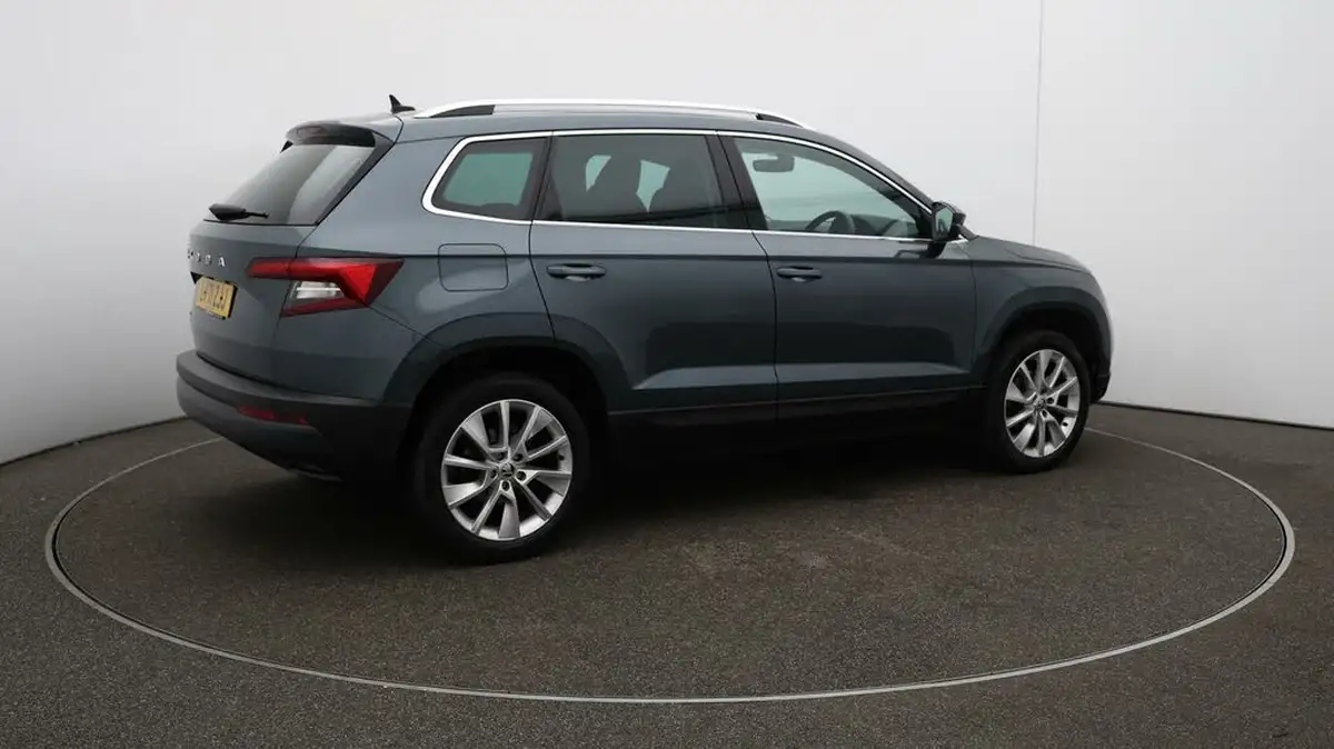 2021-skoda-karoq-15-tsi-se-l-dsg-big-44