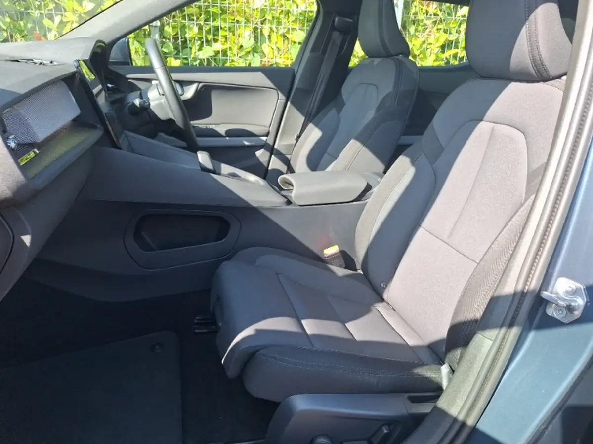 2021-polestar-polestar-2-e-ps2-300kw-longe-dual-plus-pilot-hatchback-big-4