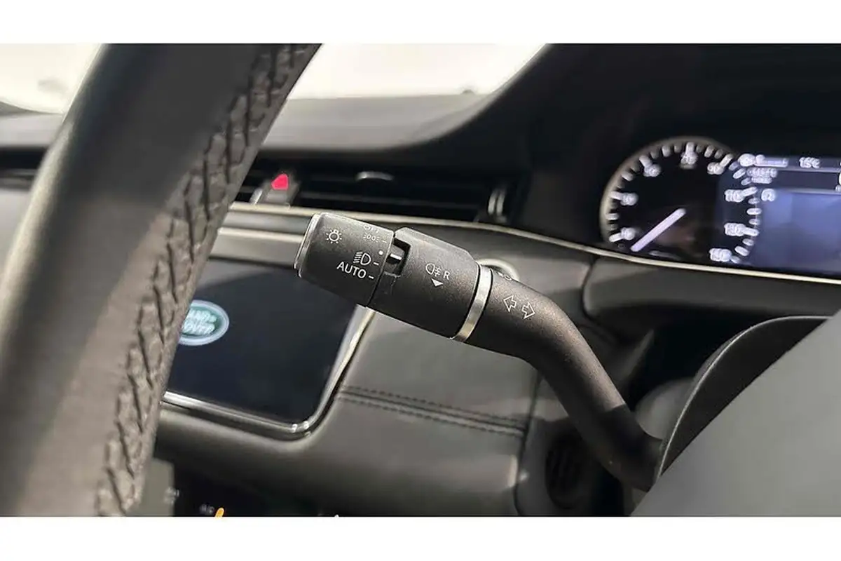 2022-land-rover-range-rover-evoque-20-d200-r-dynamic-se-big-34