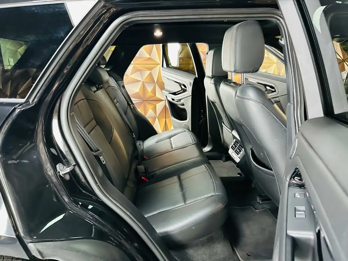 2019-land-rover-range-rover-evoque-20-d180-r-dynamic-hse-big-57