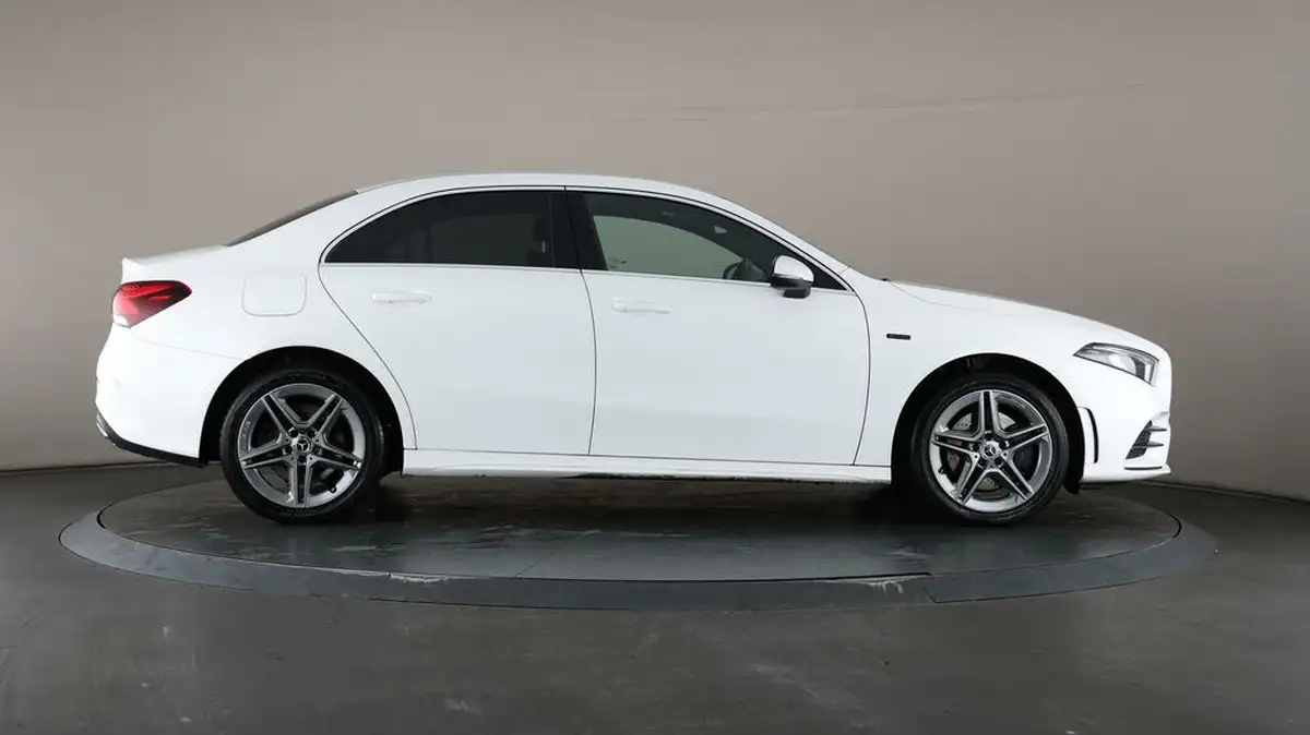 2021-mercedes-benz-a-class-13-a250e-amg-line-saloon-4d-big-55