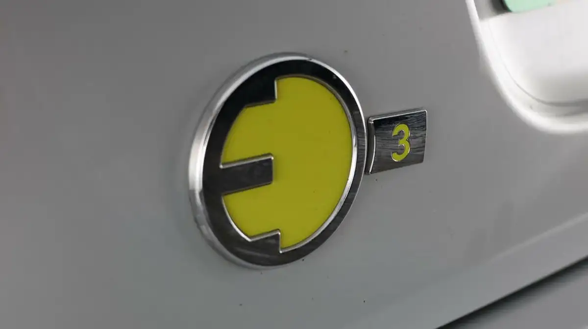 2021-mini-cooper-e-cooper-s-3-big-21