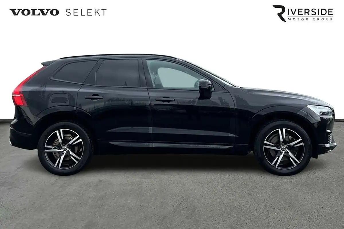 2021-volvo-xc60-20-t6-r-design-340bhp-big-3