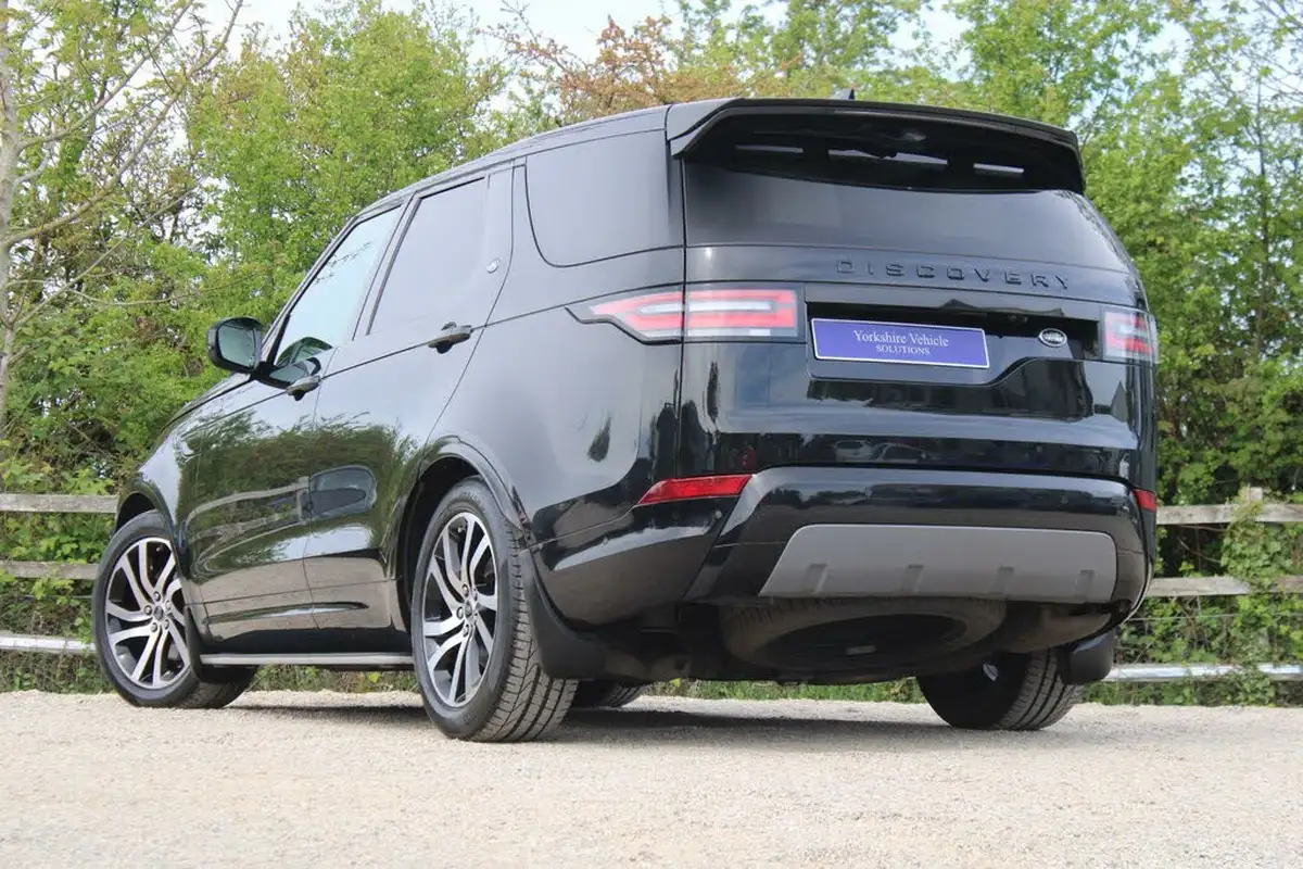 2019-land-rover-discovery-20-sd4-hse-big-2