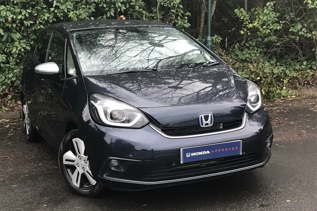 2022-honda-jazz-15-i-mmd-ex-107ps-big-0