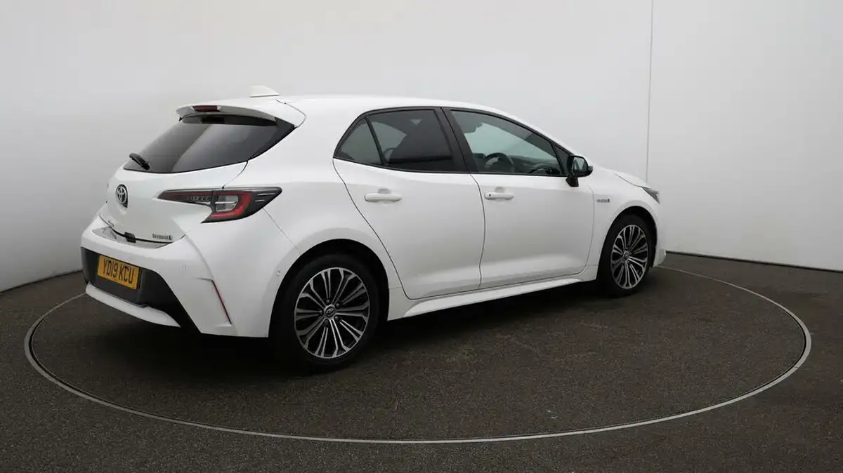 2019-toyota-corolla-18-vvt-i-design-trk-hatchback-5d-big-45