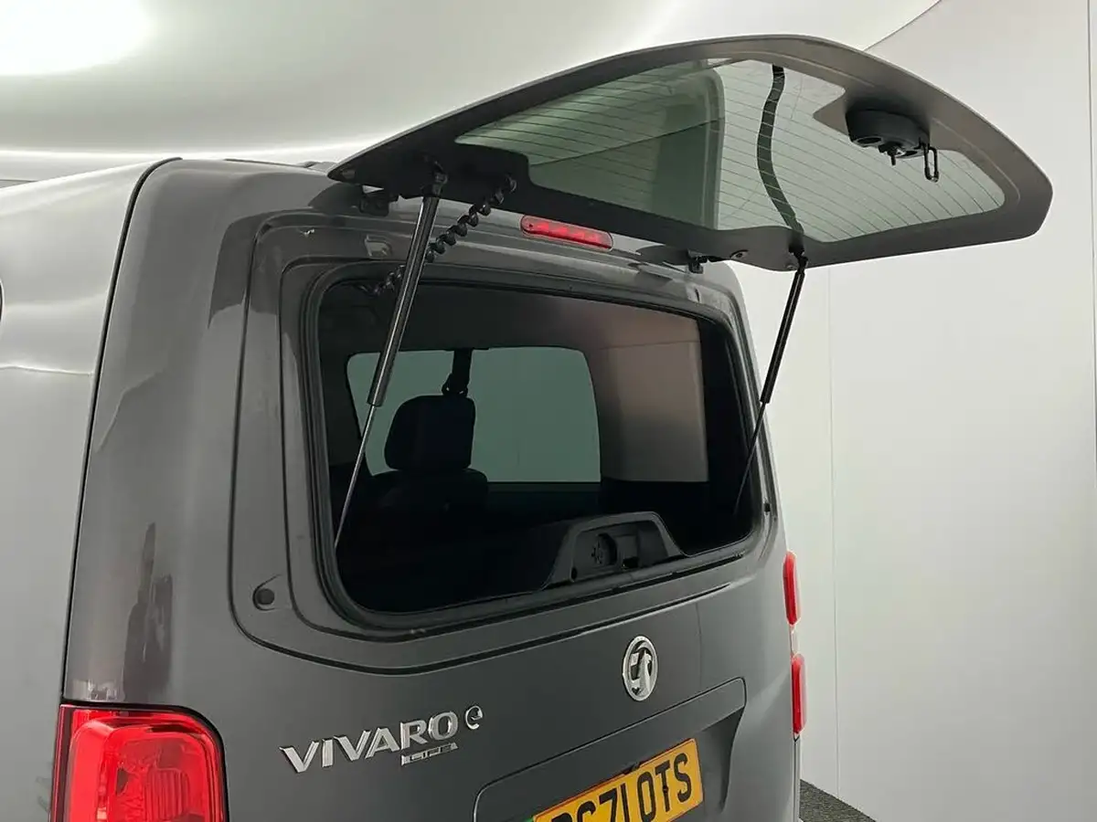 2021-vauxhall-vivaro-life-big-22