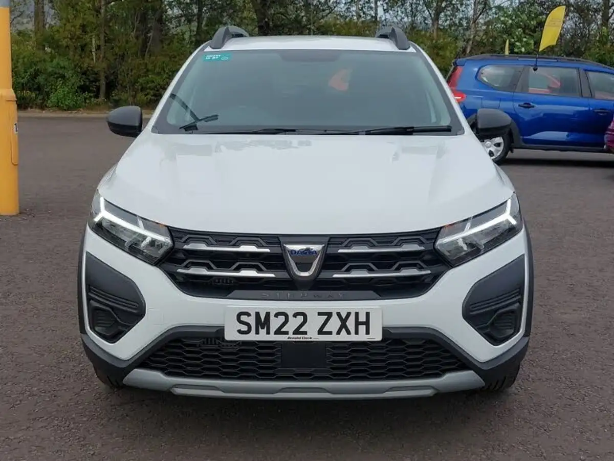 2022-dacia-sandero-stepway-10-tce-essential-90bhp-big-18
