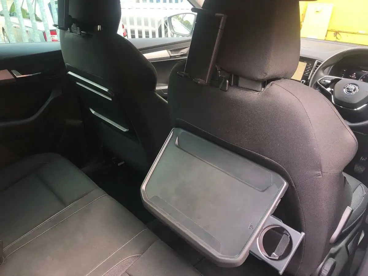 2022-skoda-karoq-15-tsi-se-drive-big-21