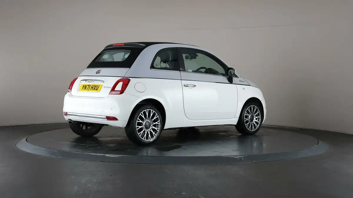 2021-fiat-500c-10-dolcevita-big-59